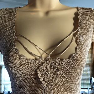 ❤️ Sexy yet elegant knit top